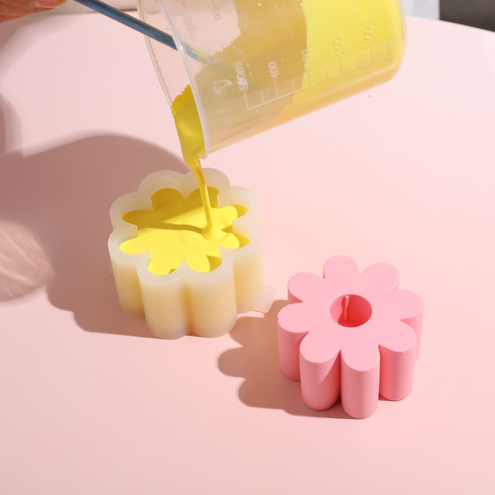 cute-flower-candle-holder-concrete-mold-handmade-silicone-cement-candlestick-mould-diy-home-decor-tool-1