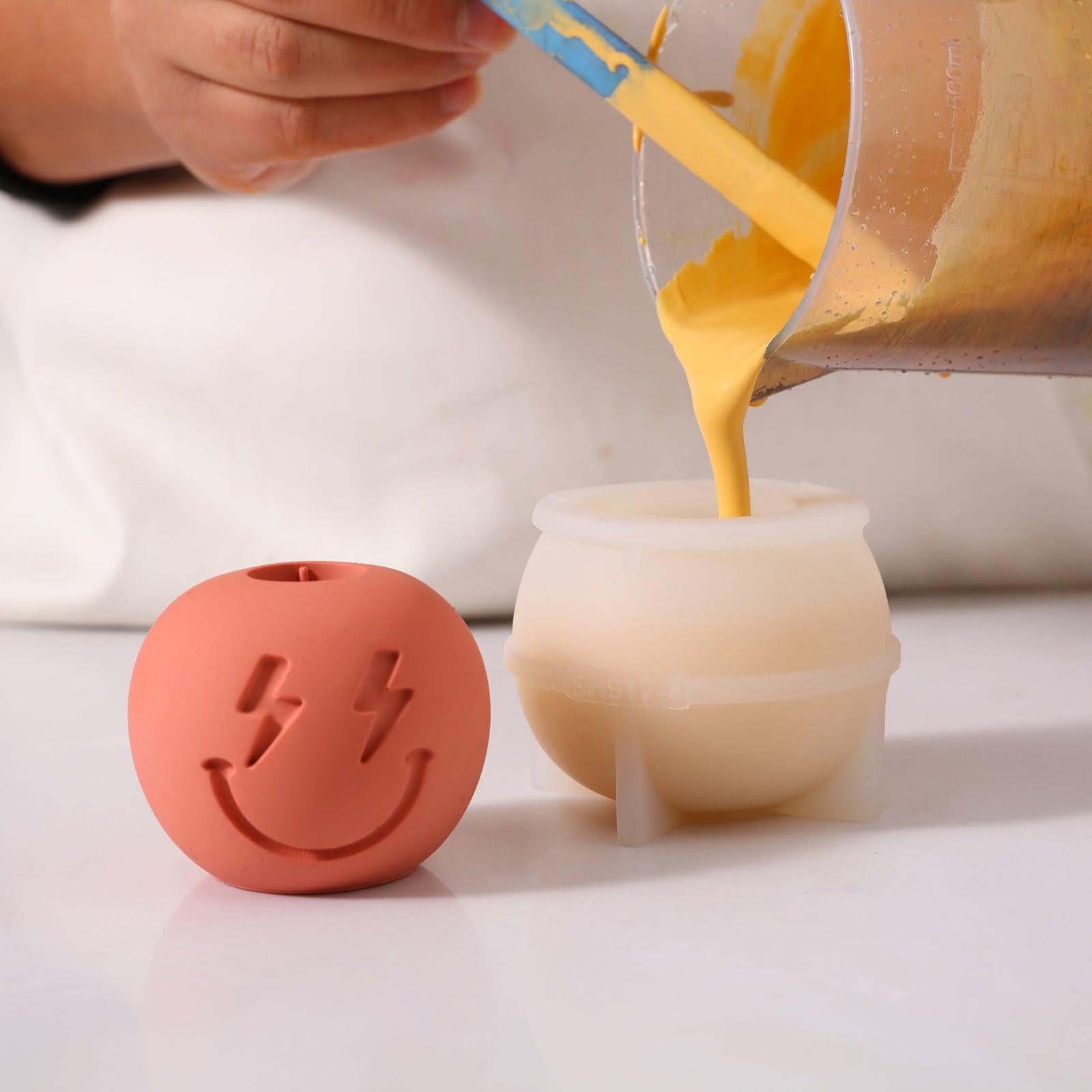 emoticon-smile-face-candle-holder-mold-sunny-doll-jesmonite-silicone-candlestick-moulds-for-handmade-home-decorations-1