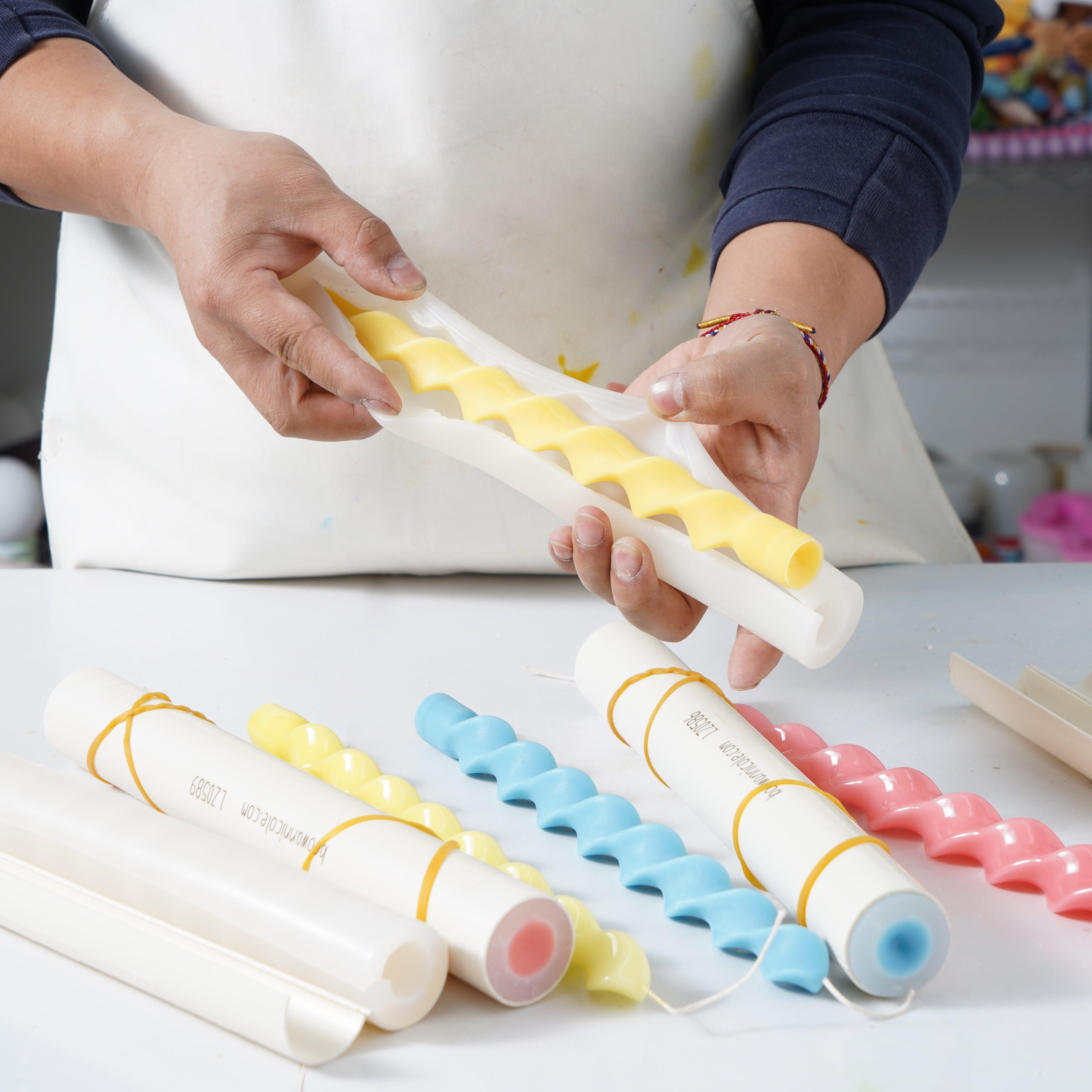 2nicole-handmade-custom-twisted-spiral-volute-aromatherapy-scented-taper-candle-molds-1