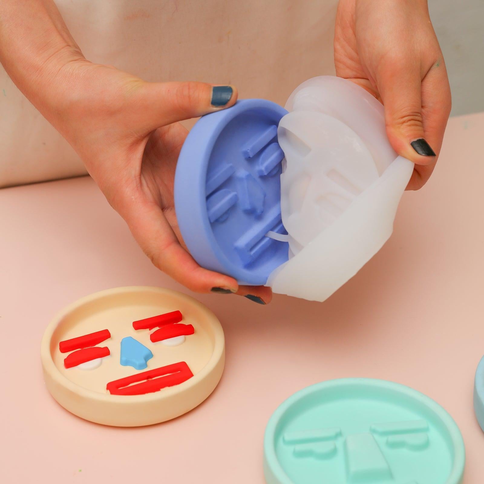 nicole-new-ugly-face-concrete-cement-incense-holder-base-silicone-mold-3