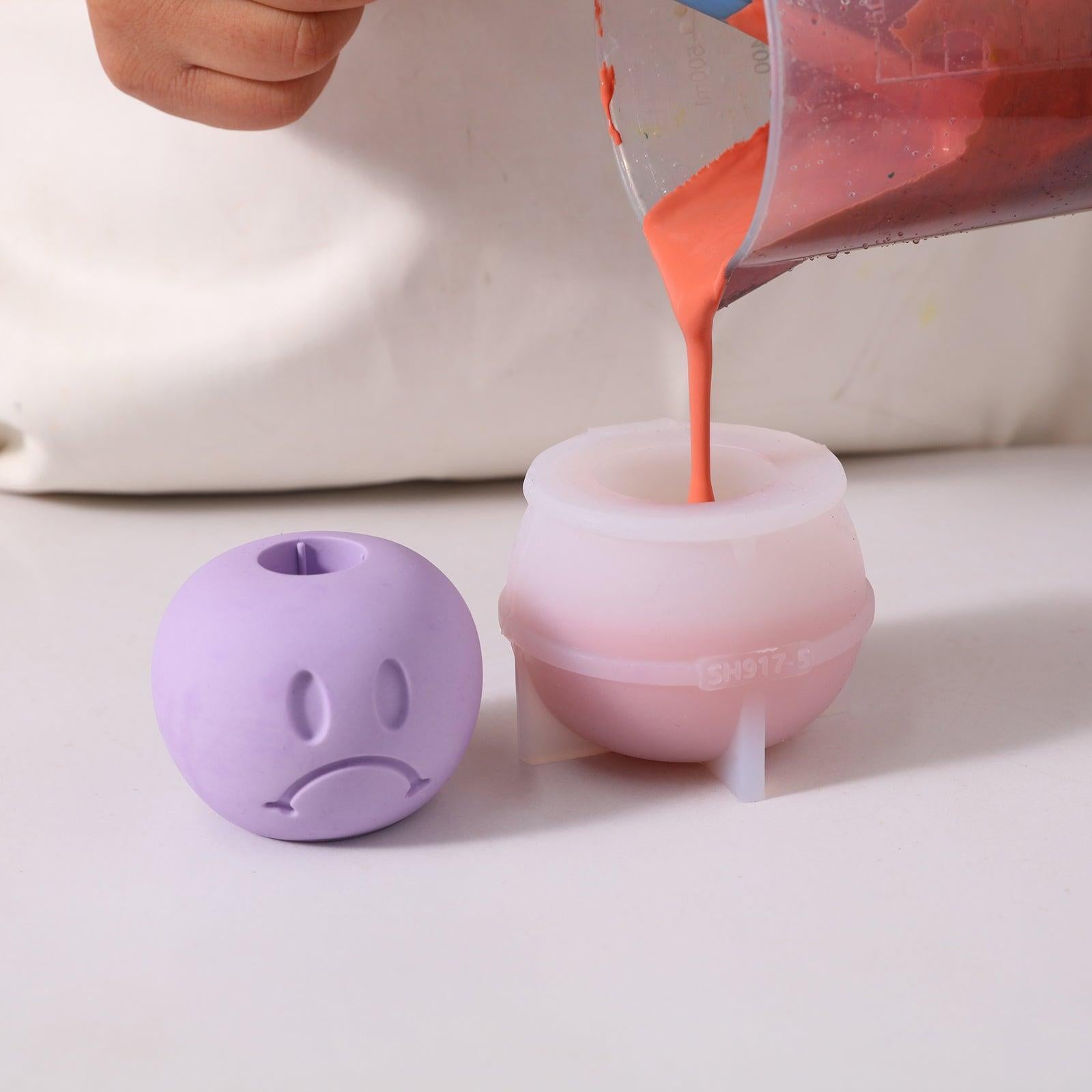 emoticon-smile-face-candle-holder-mold-sunny-doll-jesmonite-silicone-candlestick-moulds-for-handmade-home-decorations-4