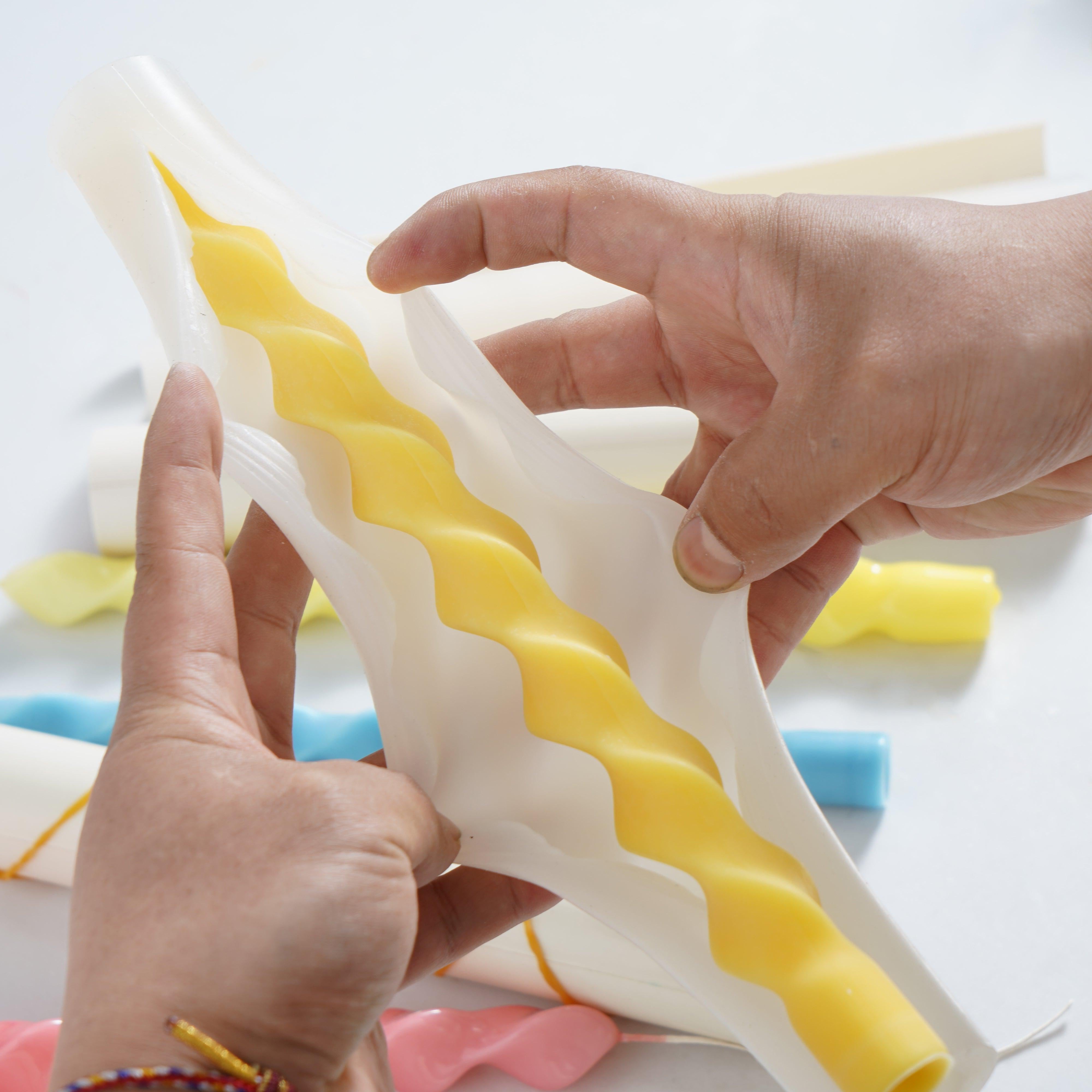 4nicole-handmade-custom-twisted-spiral-volute-aromatherapy-scented-taper-candle-molds-1