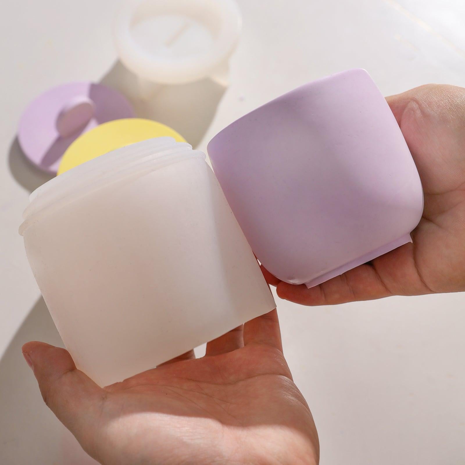 Displaying jar bodies crafted with Boowannite material alongside their silicone molds, showcasing Boowannicole's craftsmanship.