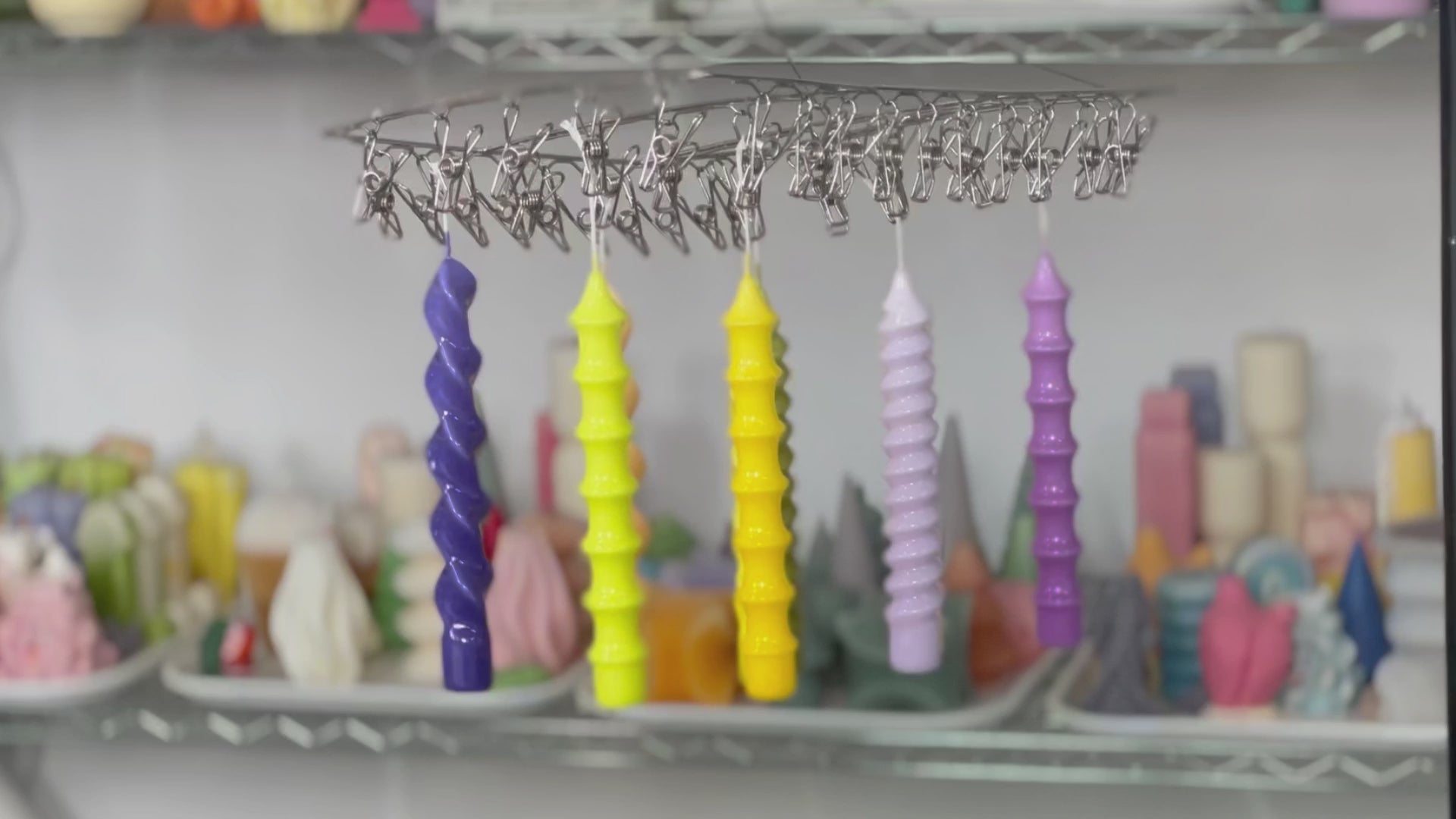 Load video: nicole-handmade-silicone-rubber-pillar-candle-mold-custom-candle-molds-for-candle-making