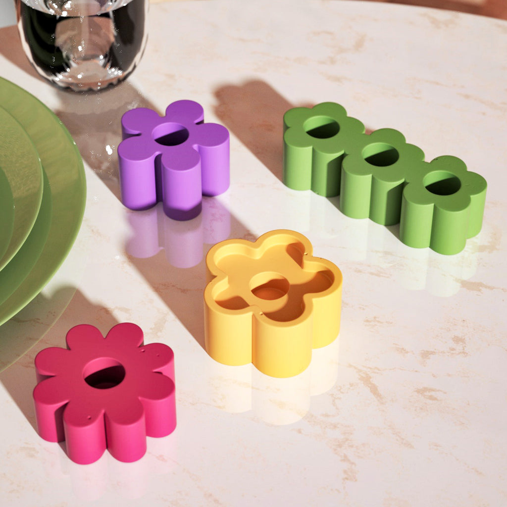 cute-flower-candle-holder-concrete-mold-handmade-silicone-cement-candlestick-mould-diy-home-decor-tool-2