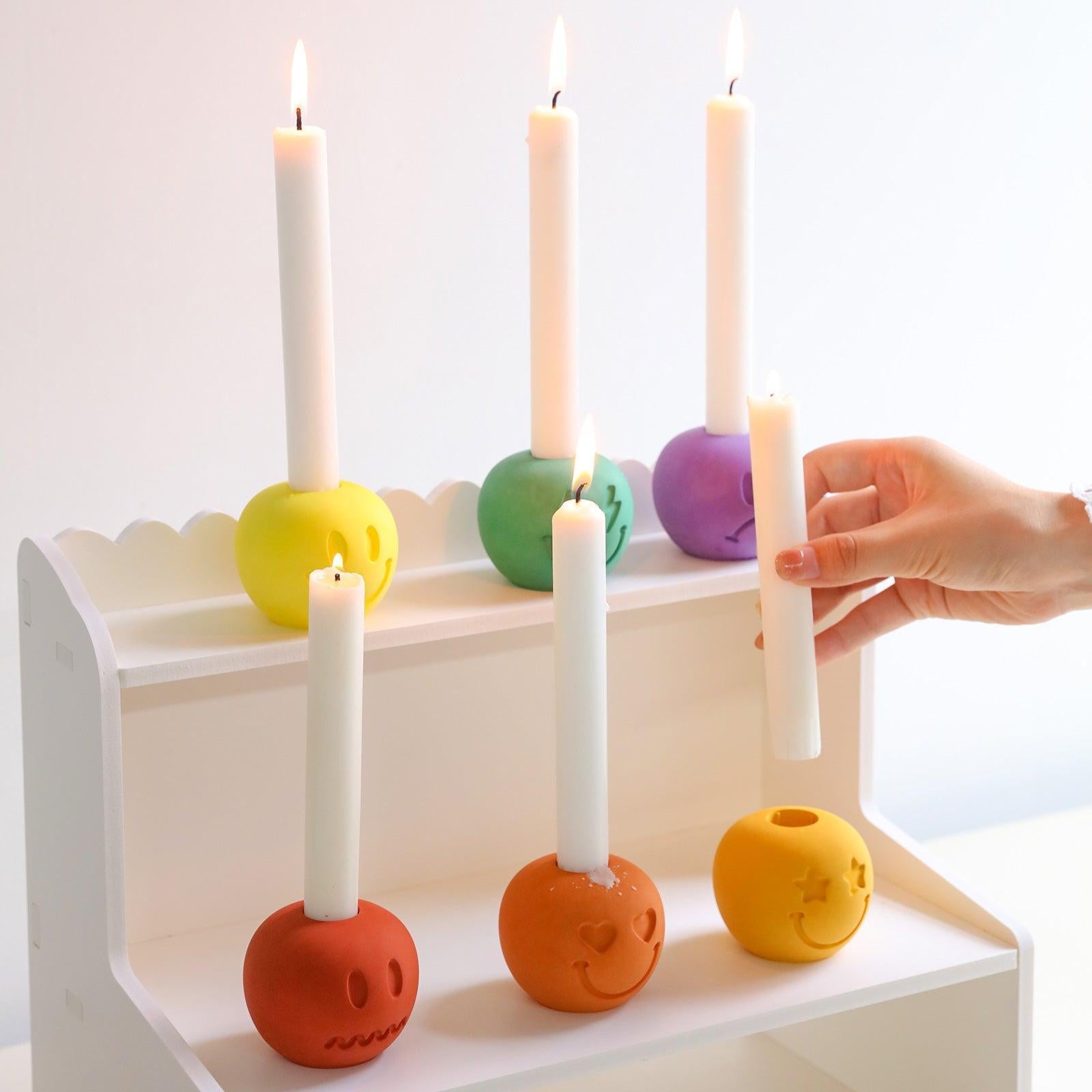 emoticon-smile-face-candle-holder-mold-sunny-doll-jesmonite-silicone-candlestick-moulds-for-handmade-home-decorations-5