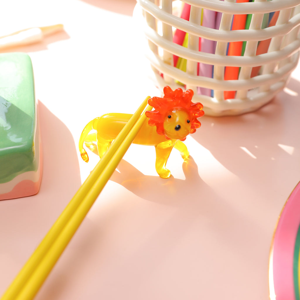 home-decorations-animals-glass-chopstick-rest-chopstick-holders-kitchen-dinning-table-decorations-1
