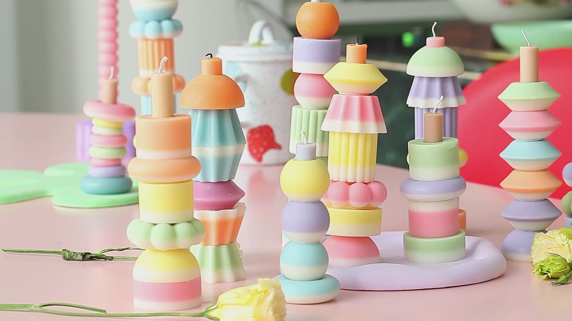 Load video: Building Blocks Stackable Modular Candle Mold